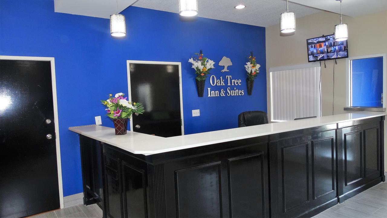 Oak Tree Inn & Suites Claxton Екстер'єр фото